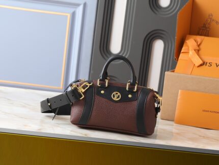 LV Biker handbag shoulder bag（M14700-M）Size: 23x10x10cm