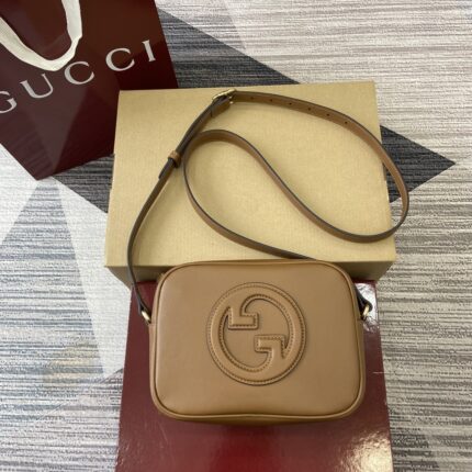 Gucci Blondie Mini Shoulder Bag（820429-Y）Size: 21x15x8cm